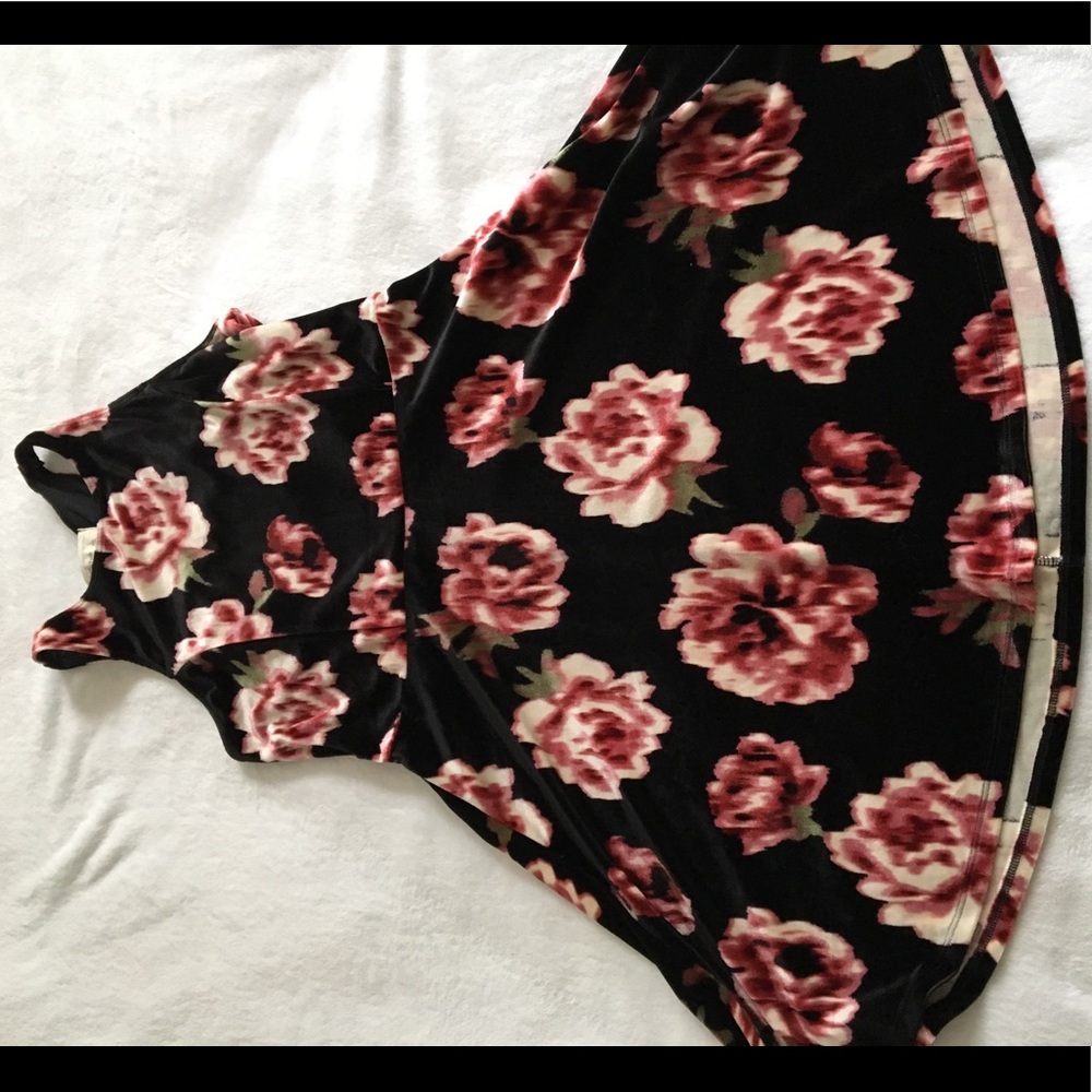 Velvet floral print dress, size L